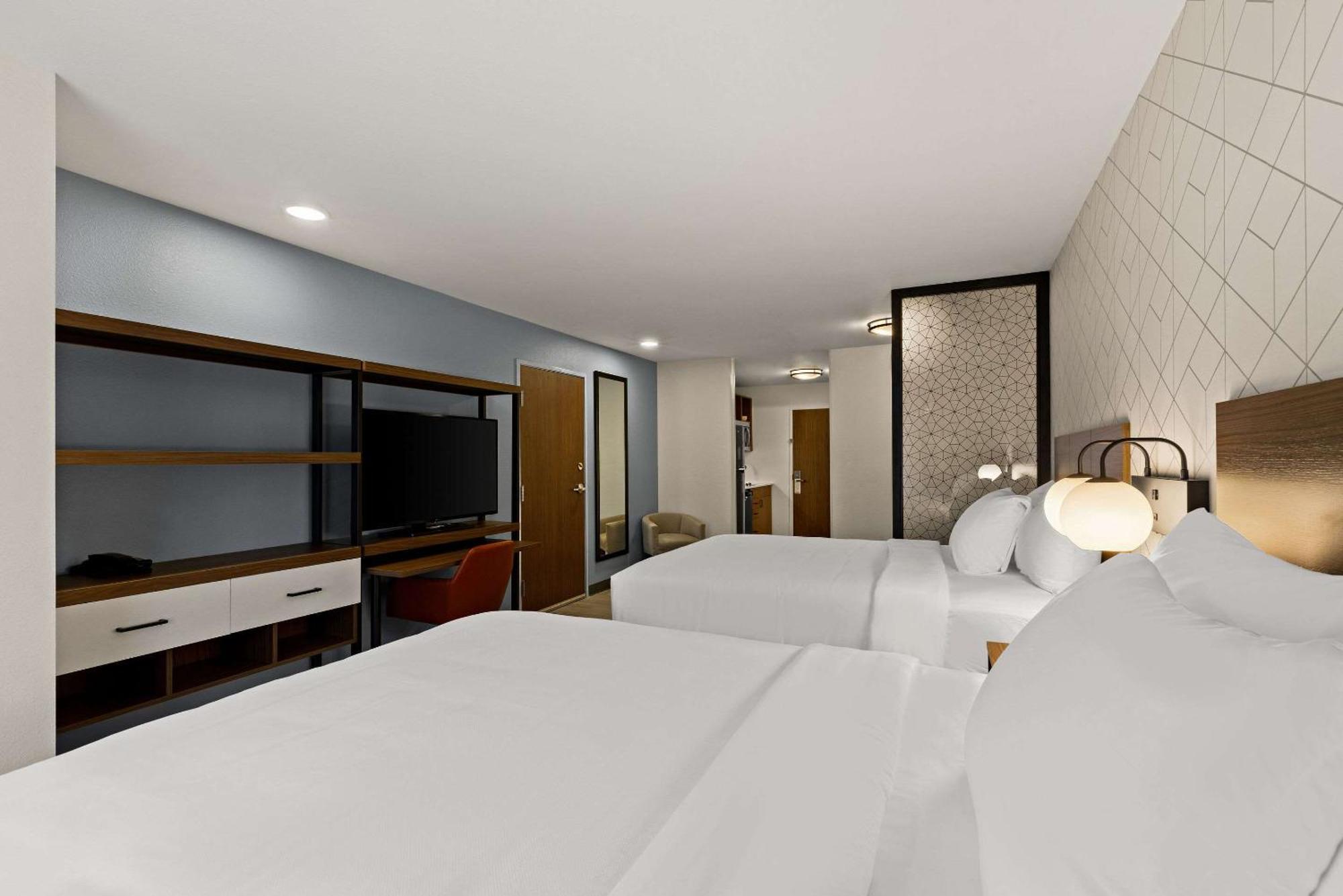 Everhome Suites El Paso Airport Near Fort Bliss Loma Terrace Eksteriør billede