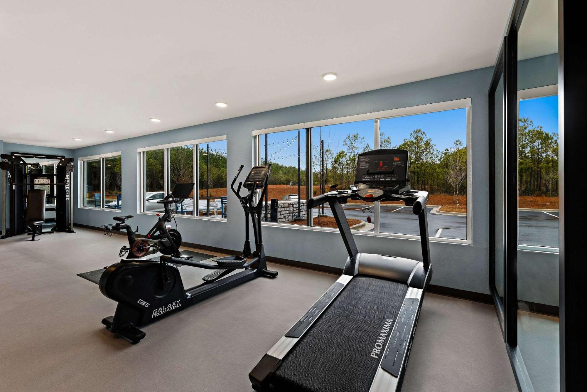 Everhome Suites El Paso Airport Near Fort Bliss Loma Terrace Eksteriør billede
