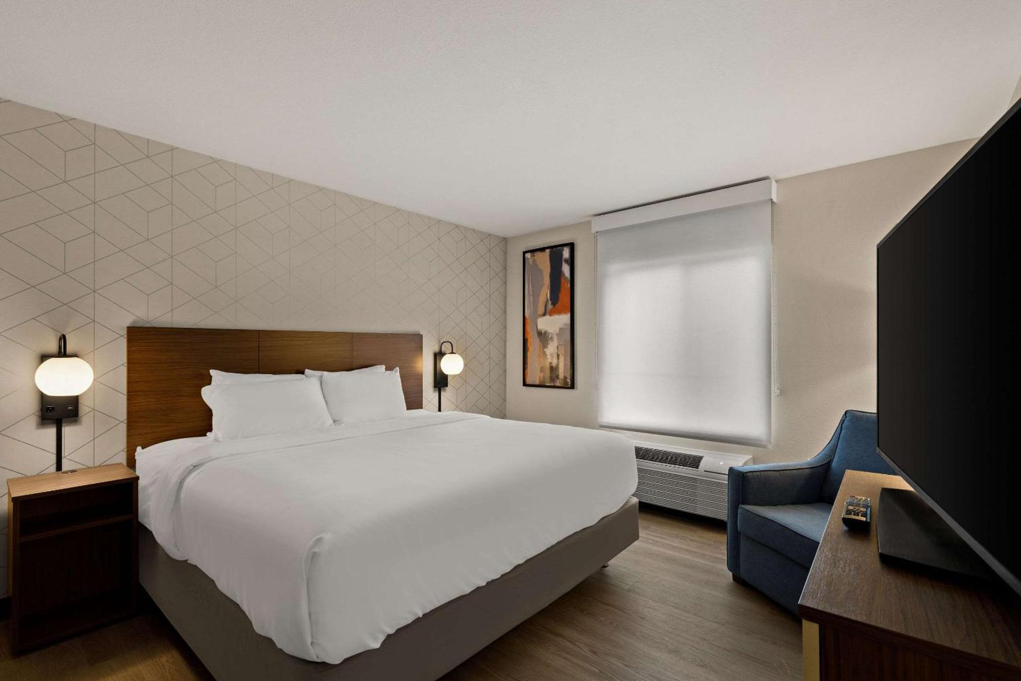 Everhome Suites El Paso Airport Near Fort Bliss Loma Terrace Eksteriør billede